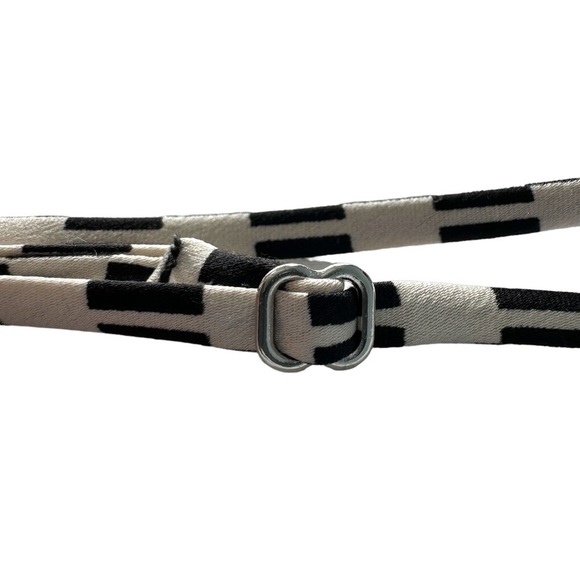 Black and White Patterned Dress - Picture 7 of 16